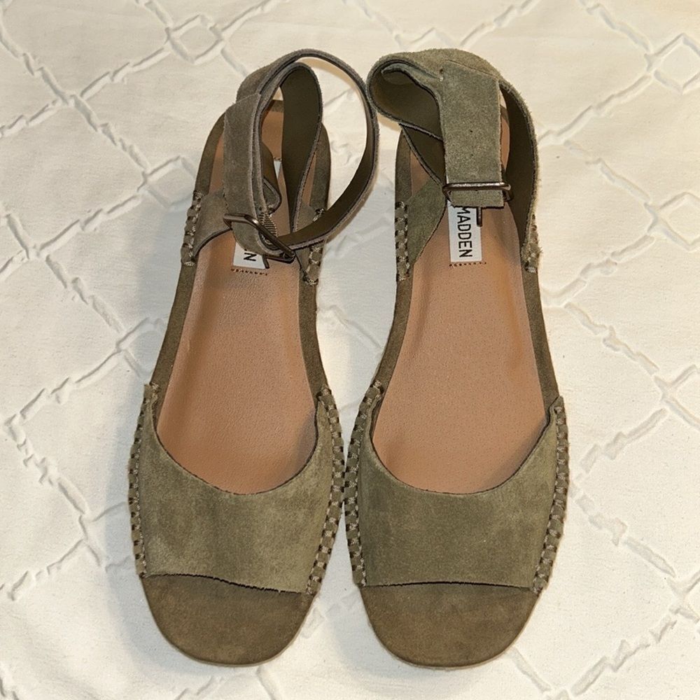 Steve Madden Green Suede/Leather Wedge Heel Open Toe Sandals (Size 8.5M) - Picture 9 of 11
